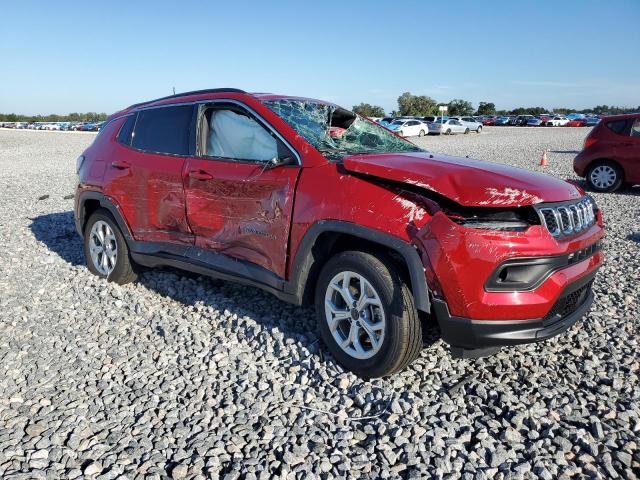 3C4NJDBN1ST526937 - 2025 JEEP COMPASS LATITUDE წითელი ფოტო 4