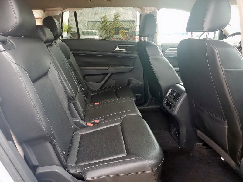 1V2DR2CA4JC514973 - 2018 VOLKSWAGEN ATLAS SE 银色 照片 11