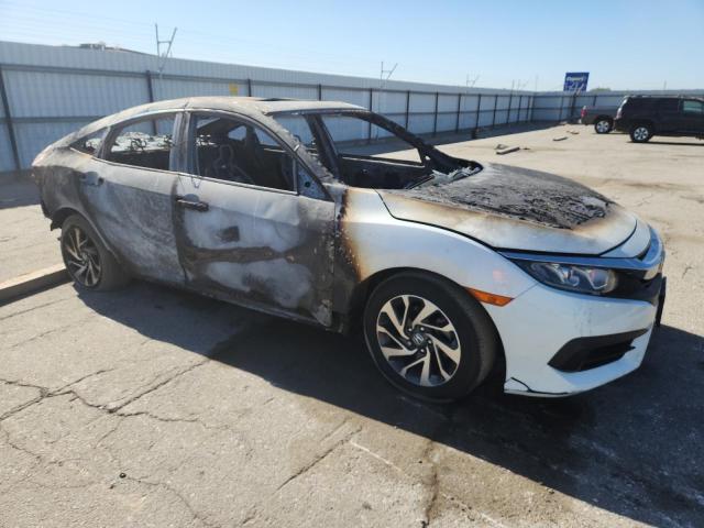 2HGFC2F77HH524319 - 2017 HONDA CIVIC EX WHITE photo 4