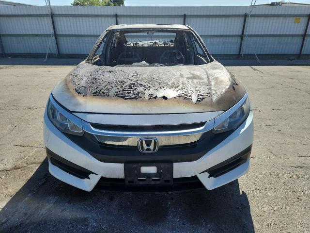 2HGFC2F77HH524319 - 2017 HONDA CIVIC EX WHITE photo 5