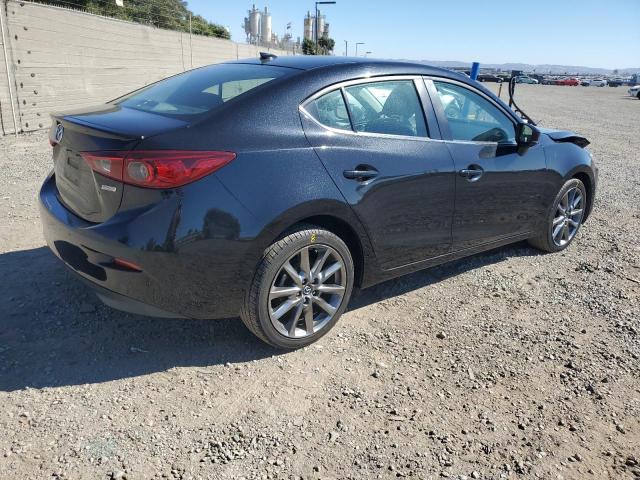 3MZBN1V36JM212822 - 2018 MAZDA 3 TOURING أسود صورة 3