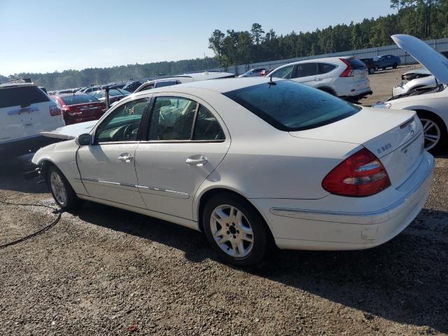 WDBUF65J73A157364 - 2003 MERCEDES-BENZ E 320 WHITE photo 2