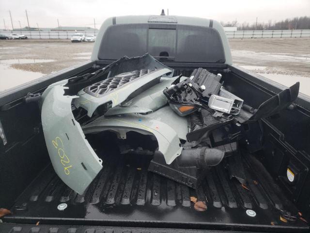 3TMDZ5BN0NM136596 - 2022 TOYOTA TACOMA DOUBLE CAB 灰色 照片 12
