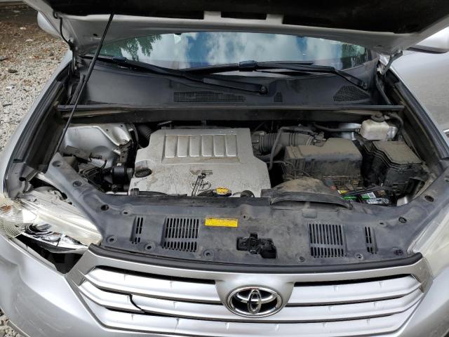 5TDZK3EH2CS073728 - 2012 TOYOTA HIGHLANDER BASE Արծաթագույն լուսանկար 12