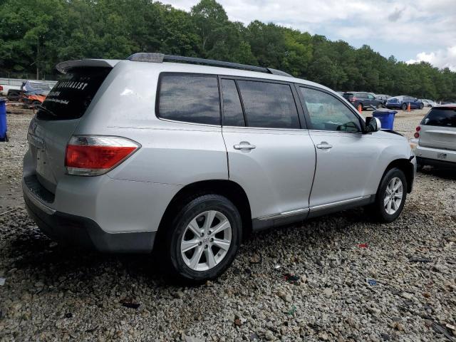5TDZK3EH2CS073728 - 2012 TOYOTA HIGHLANDER BASE Արծաթագույն լուսանկար 3