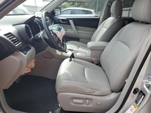 5TDZK3EH2CS073728 - 2012 TOYOTA HIGHLANDER BASE Արծաթագույն լուսանկար 7