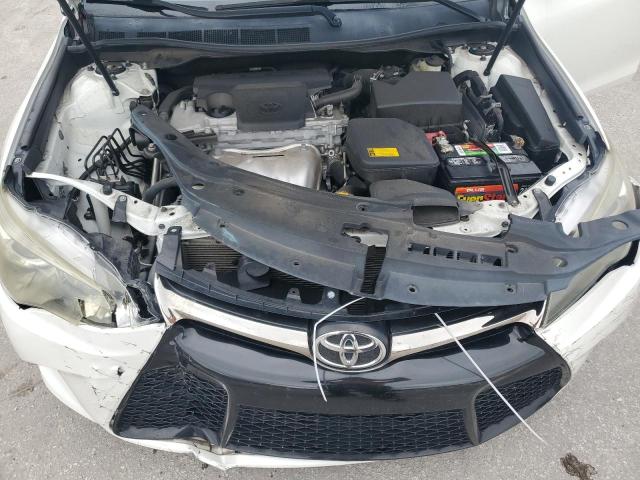 4T1BF1FK1FU062168 - 2015 TOYOTA CAMRY LE WHITE photo 11