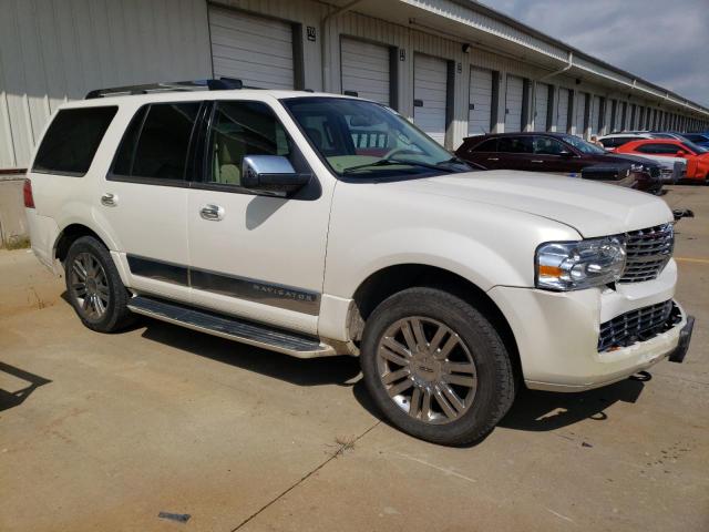 5LMFU28508LJ04744 - 2008 LINCOLN NAVIGATOR თეთრი ფოტო 4