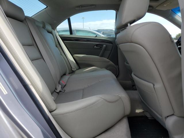 JH4KB2F64BC000951 - 2011 ACURA RL SILVER photo 10