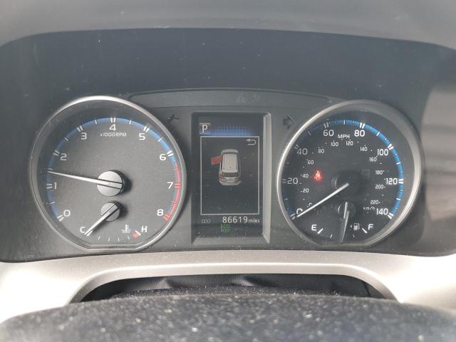 JTMZFREV9JD121988 - 2018 TOYOTA RAV4 LE Ақ фото 9