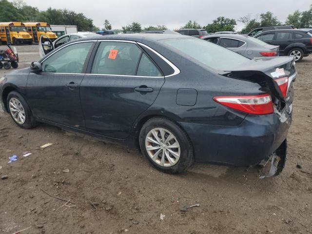 4T1BF1FK3HU696469 - 2017 TOYOTA CAMRY LE 蓝色 照片 2