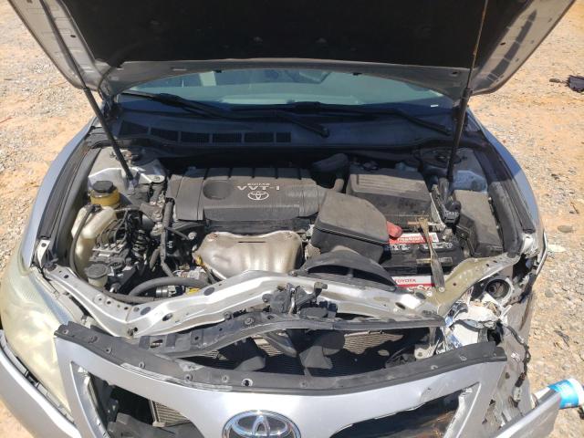 4T1BF3EK7AU039046 - 2010 TOYOTA CAMRY BASE SILVER photo 11
