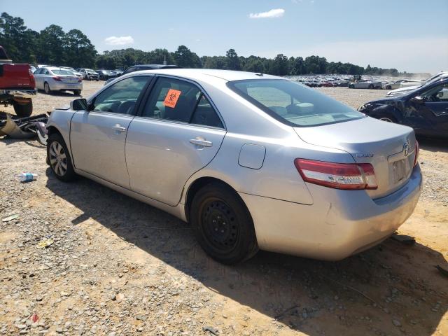 4T1BF3EK7AU039046 - 2010 TOYOTA CAMRY BASE SILVER photo 2