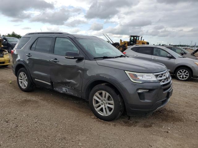1FM5K8D89JGB40745 - 2018 FORD EXPLORER XLT 灰色 照片 4