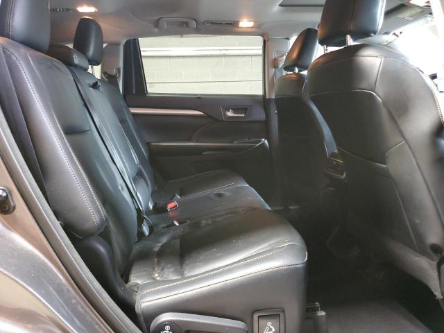 5TDJZRFH3JS528657 - 2018 TOYOTA HIGHLANDER SE Szary zdjęcie 11