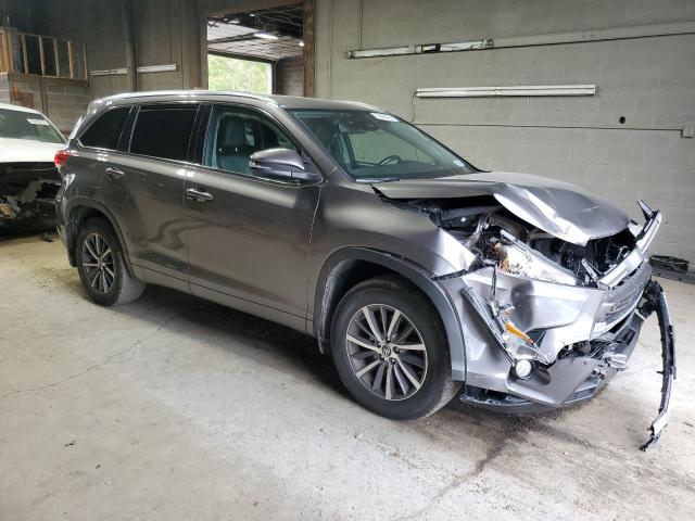 5TDJZRFH3JS528657 - 2018 TOYOTA HIGHLANDER SE Szary zdjęcie 4