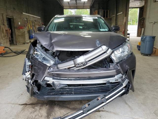 5TDJZRFH3JS528657 - 2018 TOYOTA HIGHLANDER SE Szary zdjęcie 5