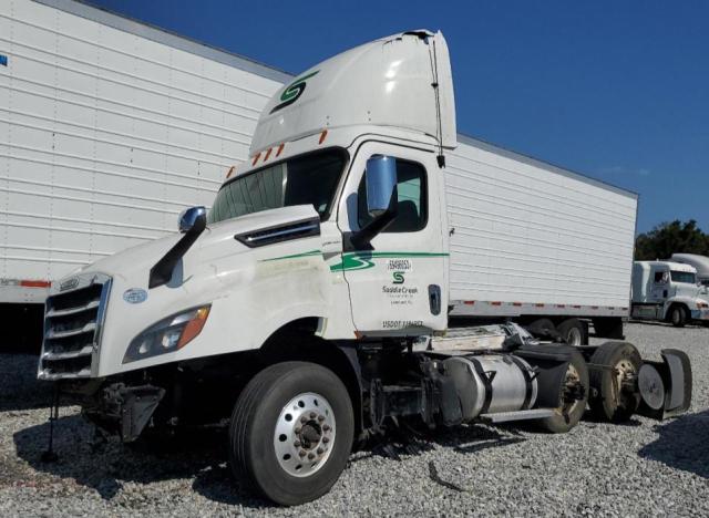 1FUJHLDR0LLLM6617 - 2020 FREIGHTLINER CASCADIA 1 WHITE photo 2