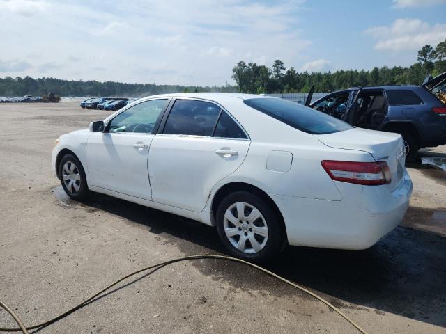 4T1BF3EK1BU594768 - 2011 TOYOTA CAMRY BASE Սպիտակ լուսանկար 2
