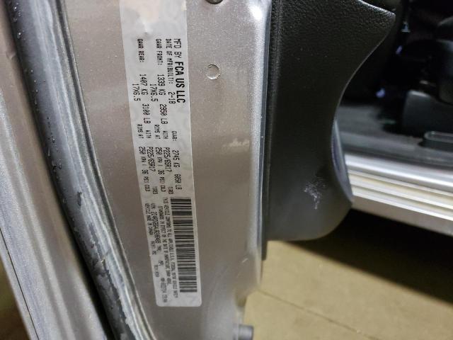 2C4RDGBG4JR206489 - 2018 DODGE GRAND CARA SE SILVER photo 13