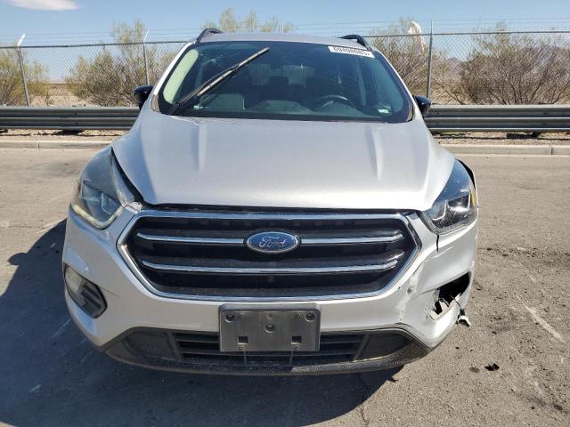 1FMCU9GD3KUB29842 - 2019 FORD ESCAPE SE 银色 照片 5