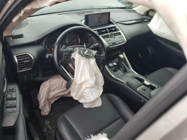 JTJBARBZ0J2175499 - 2018 LEXUS NX 300 BASE Серебристый фото 8