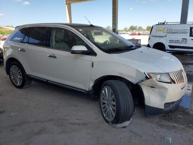 2LMDJ6JK2DBL36948 - 2013 LINCOLN MKX WHITE photo 4