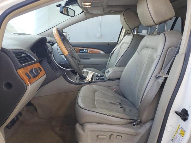2LMDJ6JK2DBL36948 - 2013 LINCOLN MKX WHITE photo 7