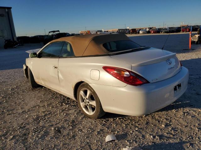 4T1FA38P85U050392 - 2005 TOYOTA CAMRY SOLA SE WHITE photo 2