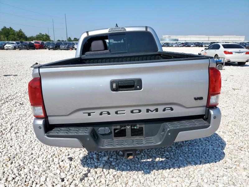 5TFDZ5BN6HX026957 - 2017 TOYOTA TACOMA DOUBLE CAB SILVER photo 6