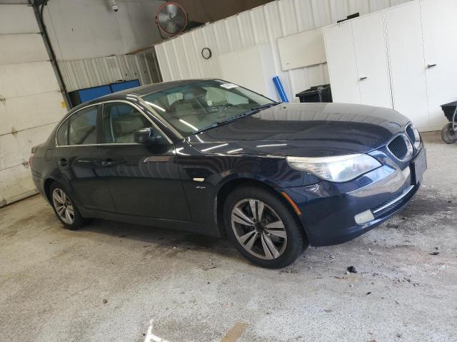 WBANV13539C155090 - 2009 BMW 528XI XI BLUE photo 4