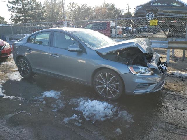 YV140MTL5J2459720 - 2018 VOLVO S60 DYNAMIC GRAY photo 4