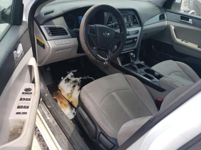 5NPE24AF0HH490030 - 2017 HYUNDAI SONATA SE WHITE photo 8