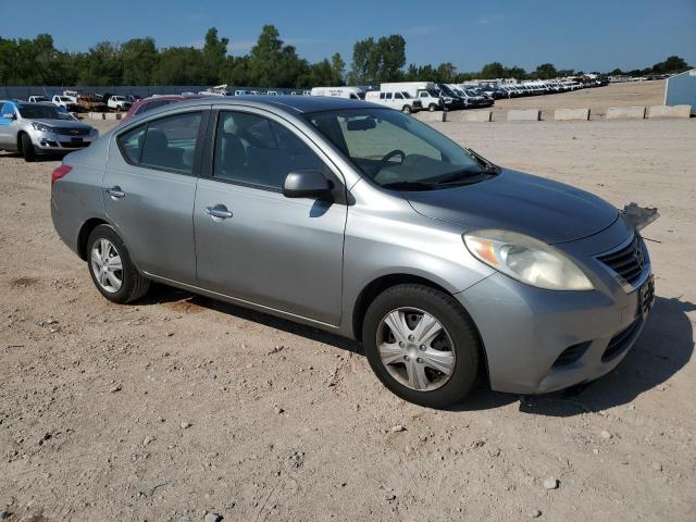 3N1CN7AP9CL811051 - 2012 NISSAN VERSA S SILVER photo 4