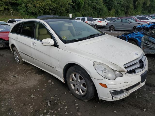 4JGCB22E47A048242 - 2007 MERCEDES-BENZ R 320 CDI WHITE photo 4