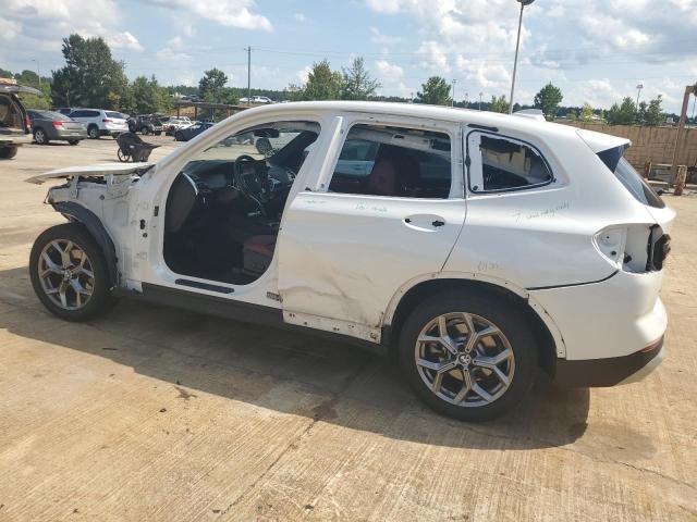 5UX53DP01R9U89221 - 2024 BMW X3 XDRIVE30I WHITE photo 2