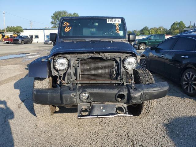 1C4BJWEG5HL602174 - 2017 JEEP WRANGLER U SAHARA SILVER photo 5