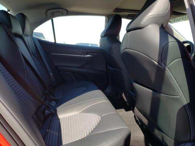 4T1T11AK6PU103664 - 2023 TOYOTA CAMRY SE NIGHT SHADE RED photo 10