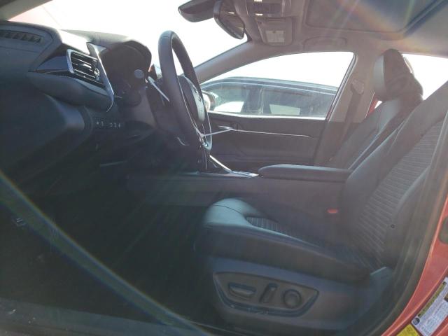 4T1T11AK6PU103664 - 2023 TOYOTA CAMRY SE NIGHT SHADE RED photo 7