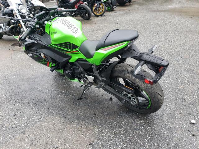 ML5EXER14PDAB1136 - 2023 KAWASAKI EX650 R GREEN photo 3