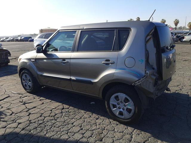 KNDJT2A59D7607142 - 2013 KIA SOUL GRAY photo 2