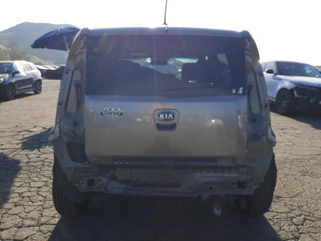 KNDJT2A59D7607142 - 2013 KIA SOUL GRAY photo 6