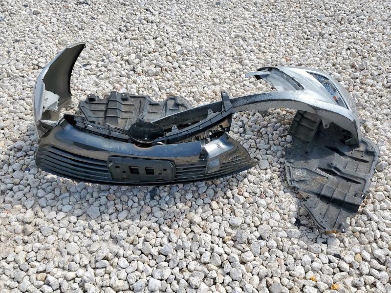 4T1BF1FK5GU260639 - 2016 TOYOTA CAMRY LE SILVER photo 12