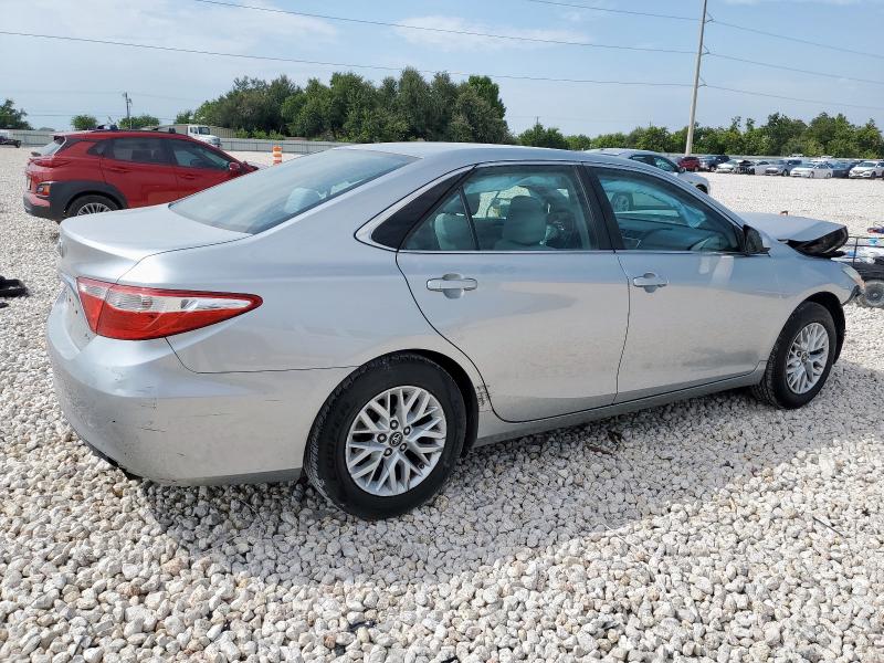 4T1BF1FK5GU260639 - 2016 TOYOTA CAMRY LE SILVER photo 3