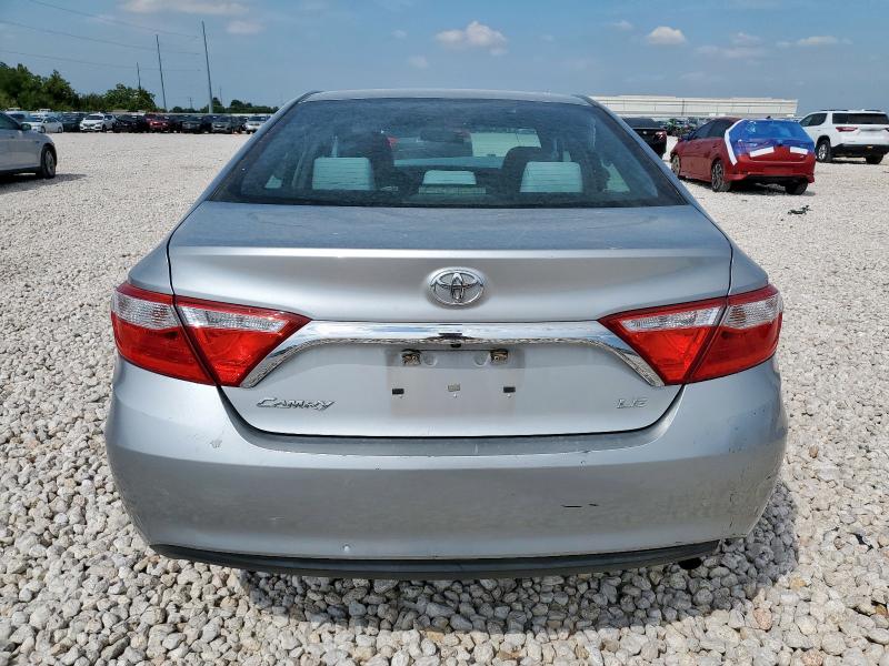 4T1BF1FK5GU260639 - 2016 TOYOTA CAMRY LE SILVER photo 6