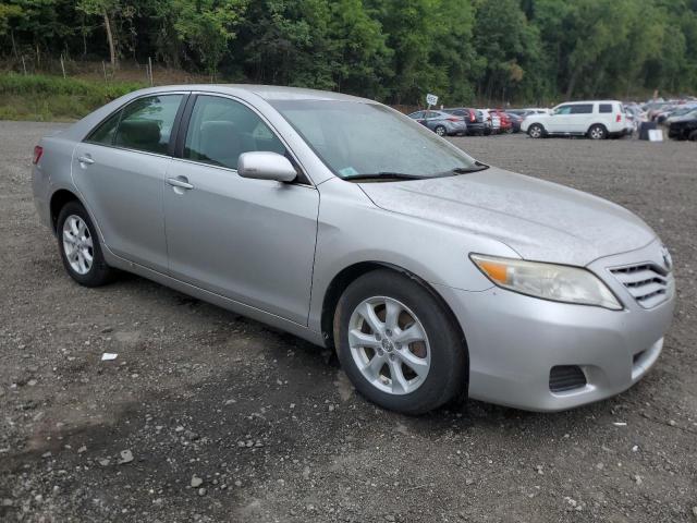 4T1BF3EK6BU770679 - 2011 TOYOTA CAMRY BASE ვერცხლისფერი ფოტო 4