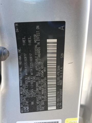 5TDYZ3DC6JS940784 - 2018 TOYOTA SIENNA XLE 银色 照片 13