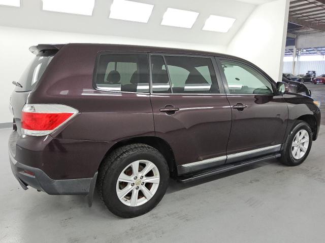 5TDBK3EHXDS202477 - 2013 TOYOTA HIGHLANDER BASE Бордовий фото 3