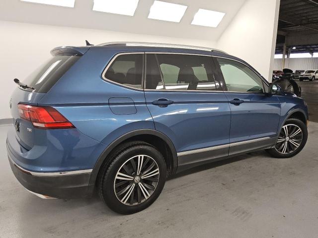 3VV3B7AX0JM026772 - 2018 VOLKSWAGEN TIGUAN SE أزرق صورة 3