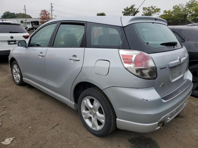 2T1KR32E87C636335 - 2007 TOYOTA MATRIX XR SILVER photo 2